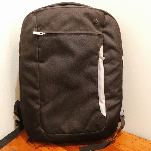 belkin Bags Belkin Padded Minimalist Laptop Backpack Poshmark